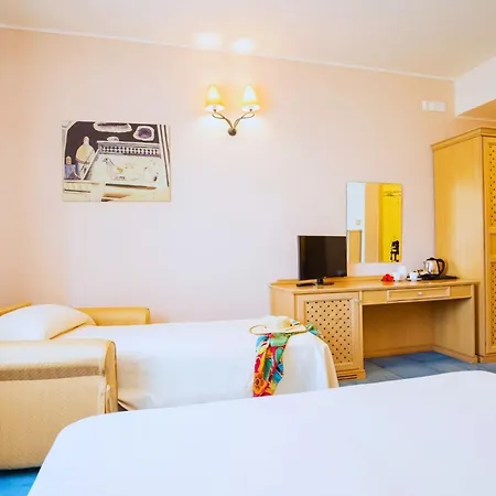 酒店 Ipomea Club 4*