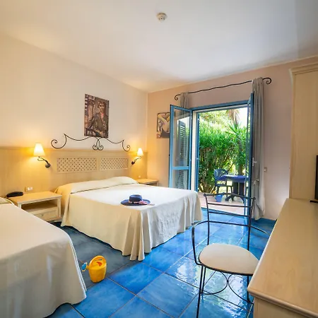 Ipomea Club Hotel 4*
