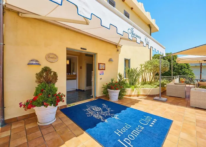 Ipomea Club Hotell 4*